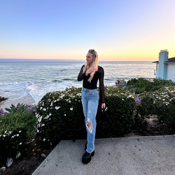 Meet your Posher, Corryl - Picture 2 of 7